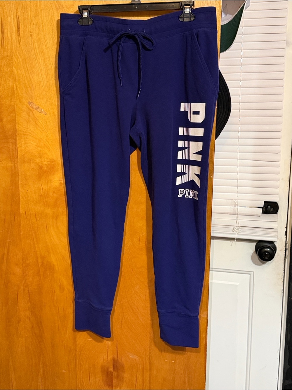 VS Pink Joggers sz L - Picture 2 of 4